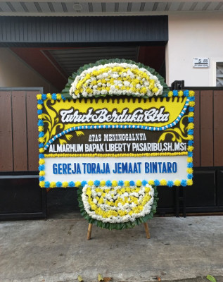 Papan Bunga Duka di Alasa